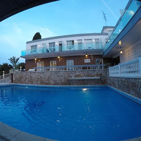 Hotel Complejo Los Rosales-2