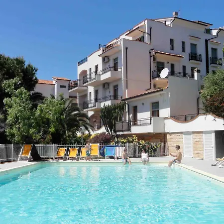 Residence Dei Fiori-3