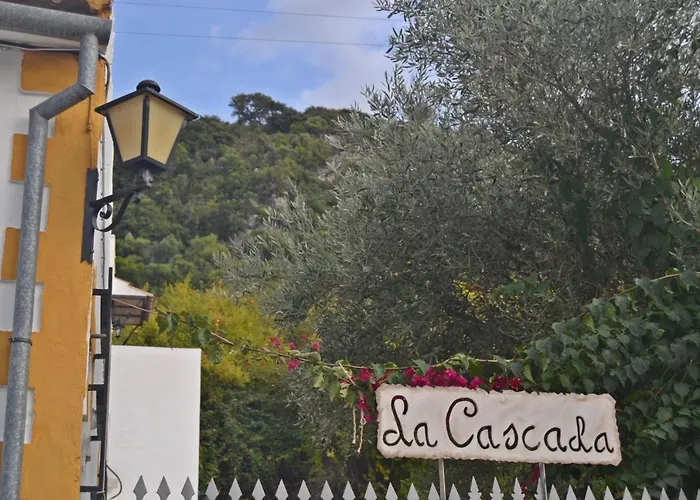 Villa Casa La Cascada El Bosque 