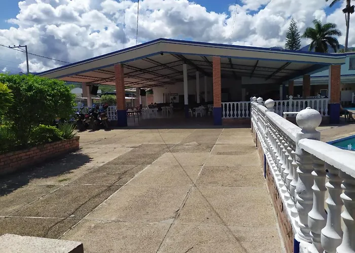 Hotel Balneario los Guaduales Villeta