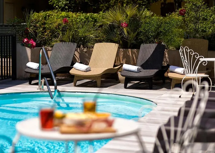 Hotel Condor-New 2024-Con Piscina Riccione