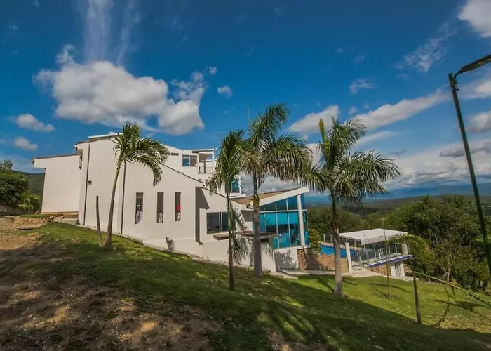 Hotel Campestre La Montaña Girardot