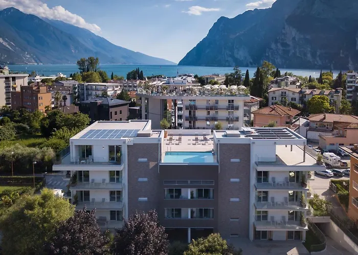 Aris Apartments & Sky Pool - Tonelli Hotels - Adult Friendly Riva del Garda