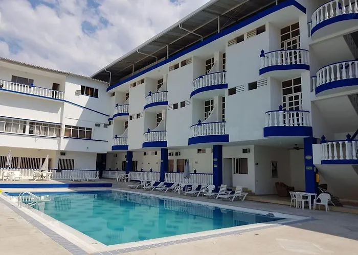 Hoteles Lancers, Melgar