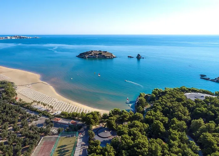 Gattarella Family Resort Puglia - Self Catering Accommodations In The Pinewood Vieste