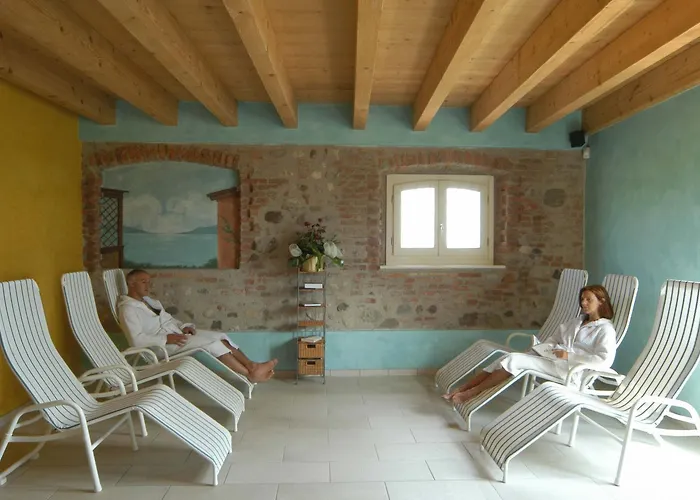 Affittacamere Cascina Le Preseglie Desenzano del Garda