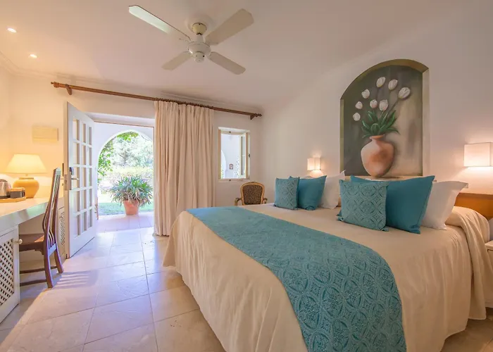 Hurricane Beach Hotel Tarifa