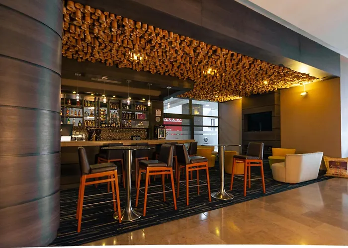 Hotel Mocawa Plaza Armenia