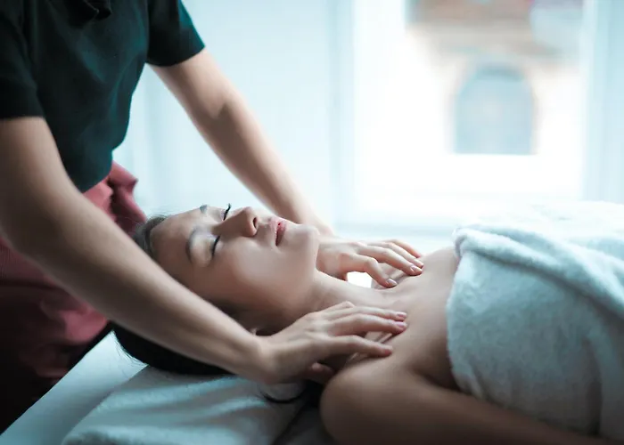 Staybridge Suites Dubai Al-Maktoum Airport By Ihg