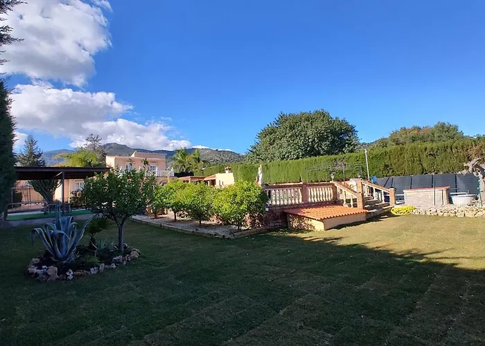 Villa Buenavista Malaga - Sea View, Private Heated Pool, Spa, 5 Bedrooms