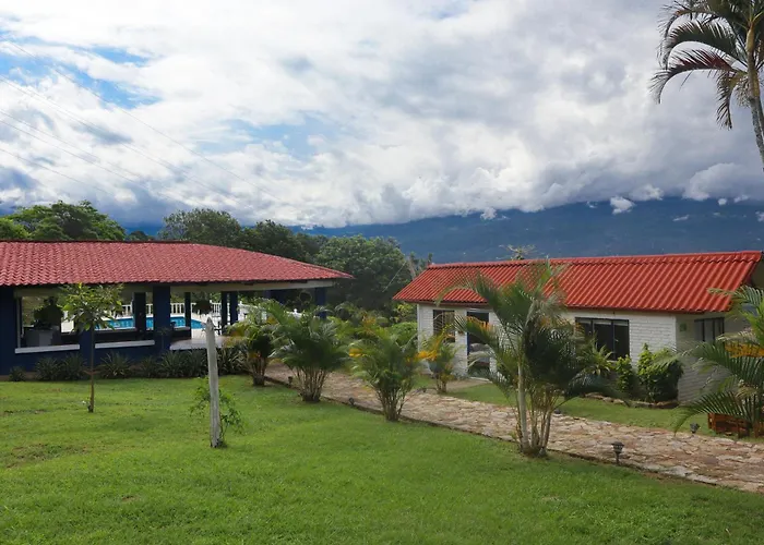 Siete Sentidos Estancia de Aves La Mesa 
