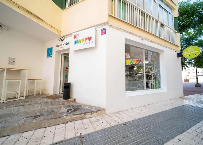 Be Happy Hostel - Albergue en el centro de Nerja