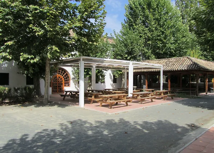 Albergue Juvenil El Bosque