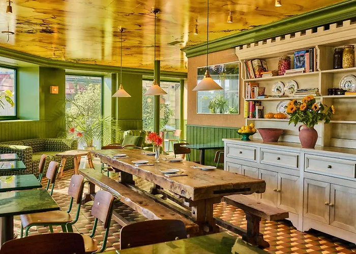 Hotel Les Deux Gares & Spa Parigi