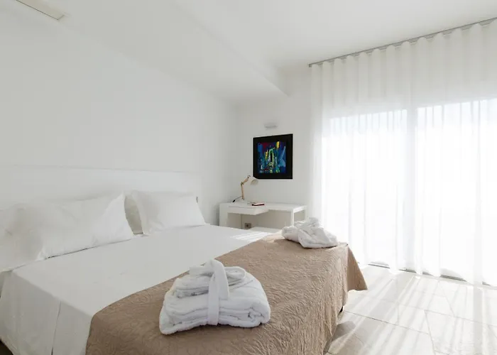 Scissure Sea Suite Gaeta