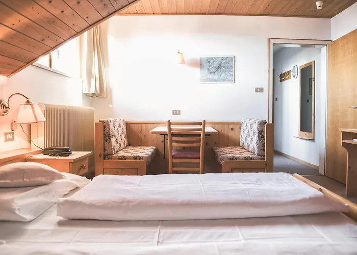 Hotel Gasthof Stern Nova Ponente
