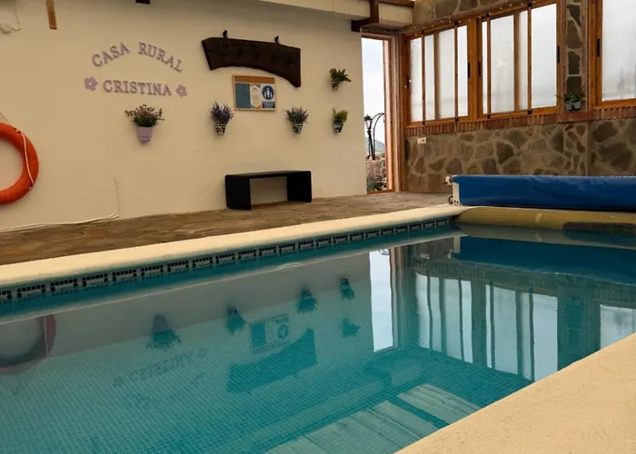 Casa rural Cristina- Piscina climatizada Málaga