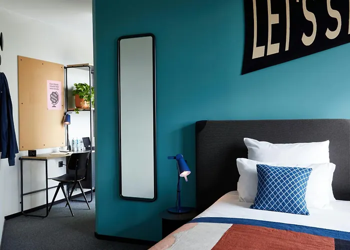 Hotel The Social Hub Madrid 4 Star