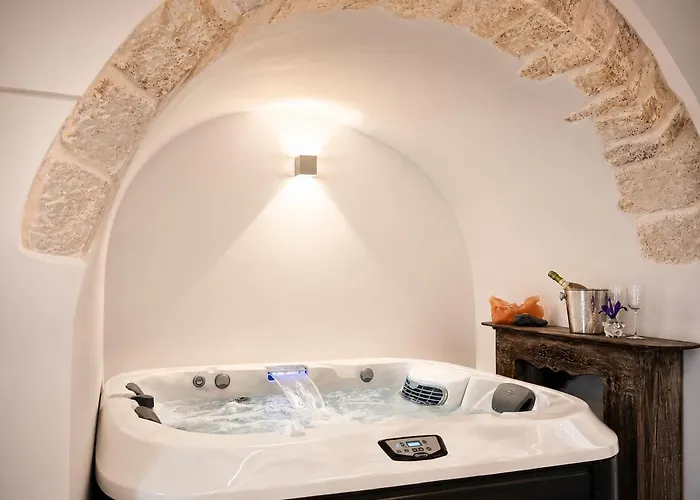 Ostuni Luxury Room