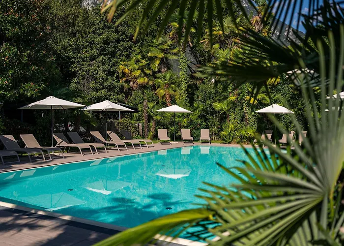 Hotel Venezia Riva del Garda