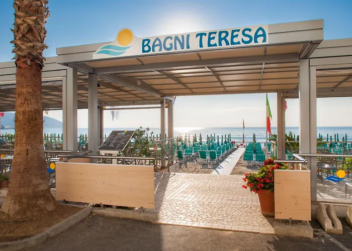 Hotel Metropol Diano Marina