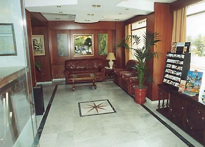 Mediterraneo Apts Nerja