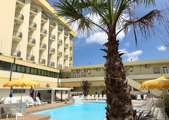 Hotel Montmartre Rimini